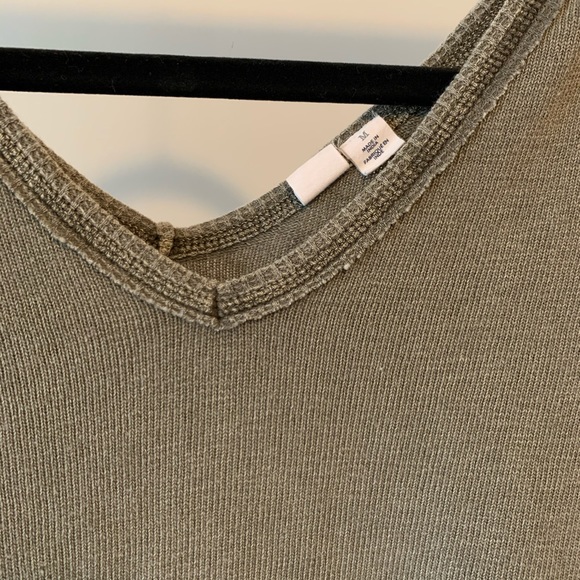 Olive green long sleeve - Picture 3 of 6